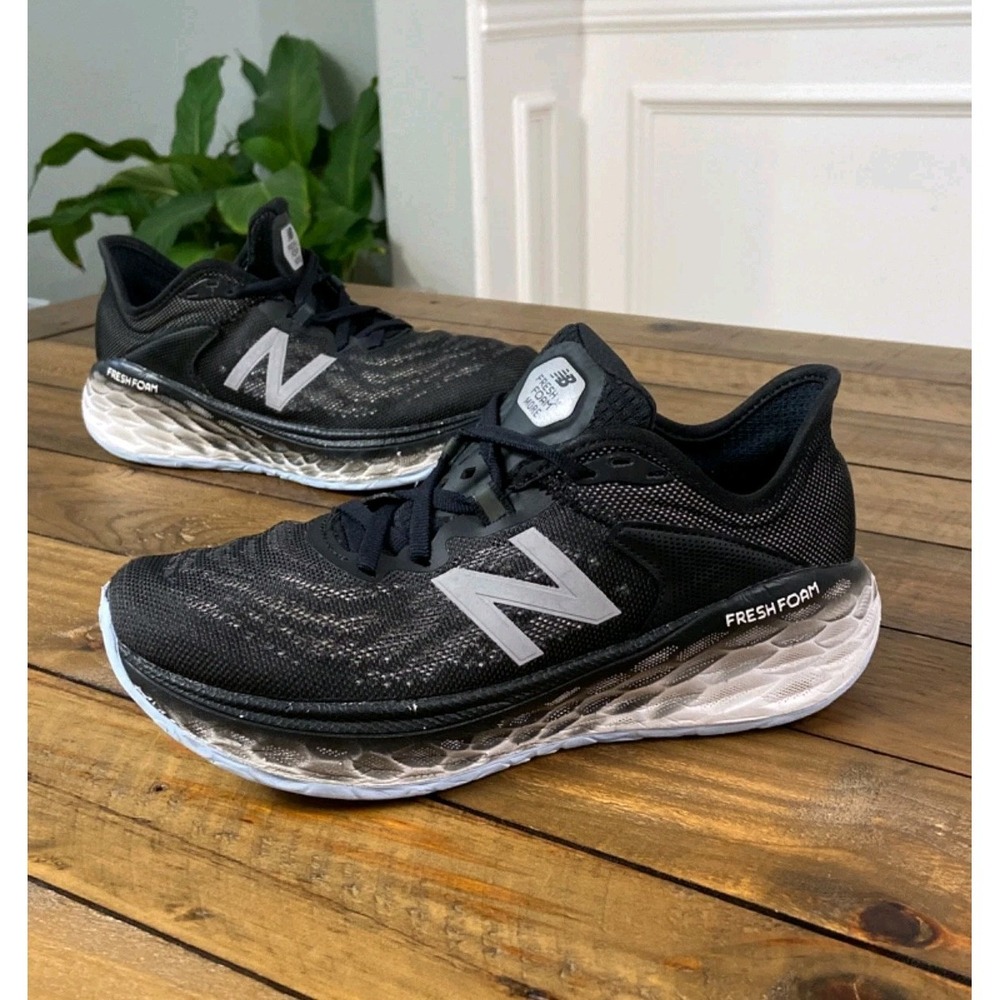 New Balance Fresh Foam More v2 WMORBK2 Black Women's Size 6.5 Running Shoes